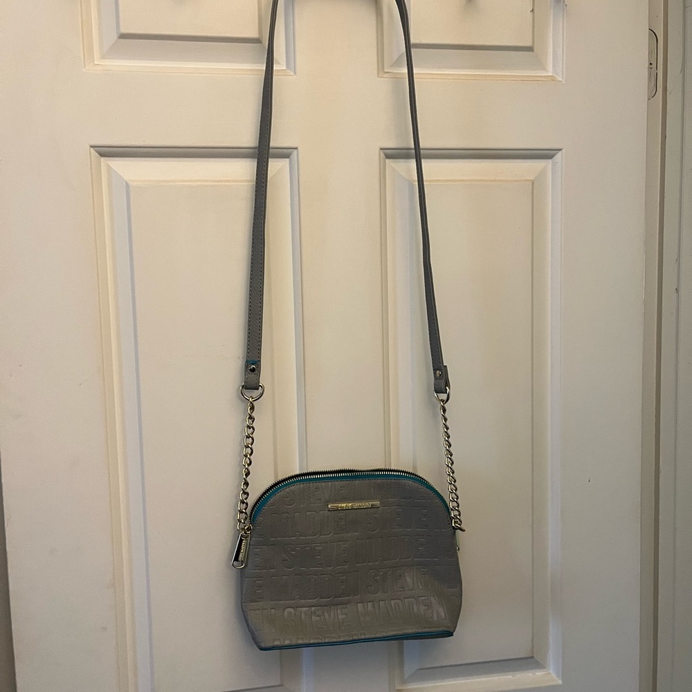 Steve Madden crossover purse
